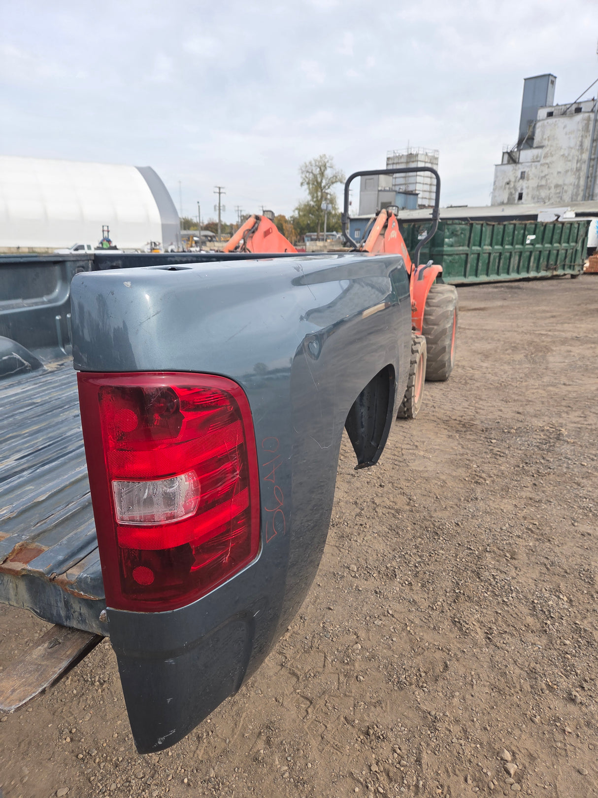 2007-2013 Chevrolet Silverado 1500 2500 3500 HD 6' 6" Short Truck Bed