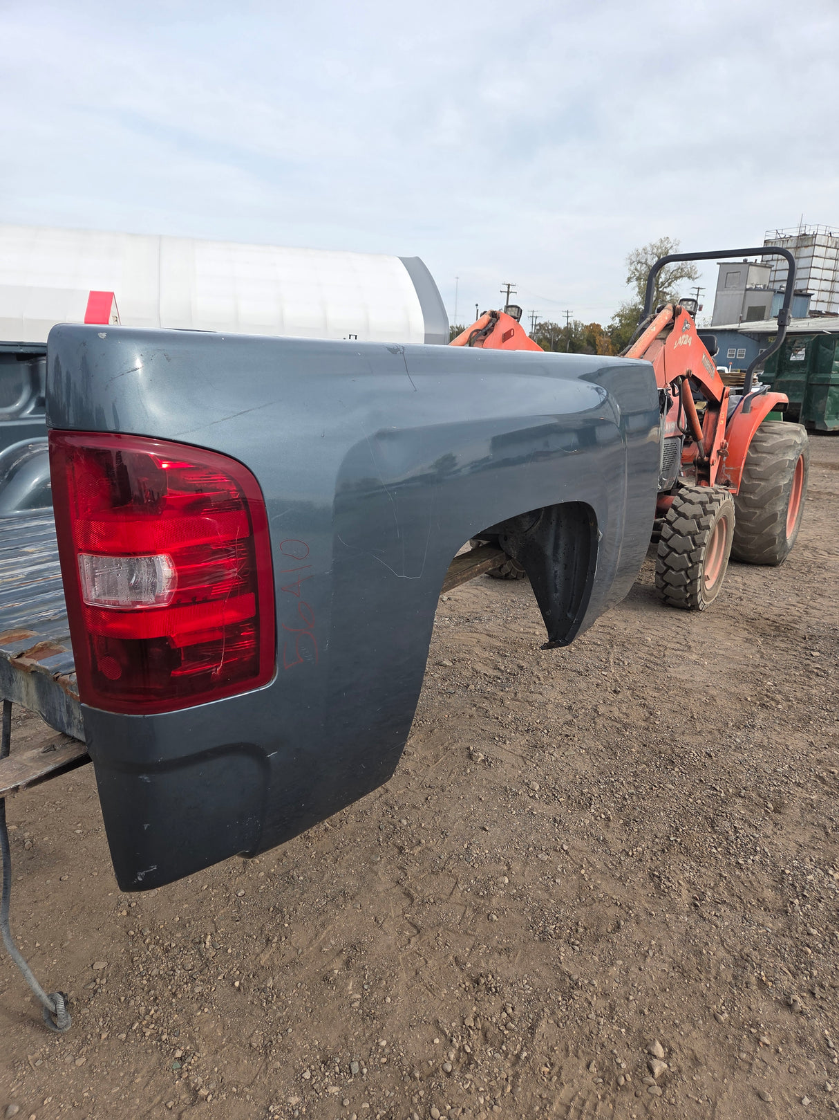 2007-2013 Chevrolet Silverado 1500 2500 3500 HD 6' 6" Short Truck Bed