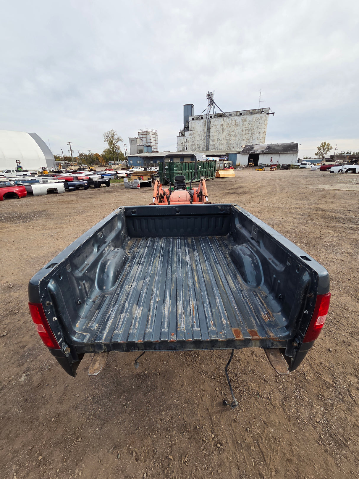 2007-2013 Chevrolet Silverado 1500 2500 3500 HD 6' 6" Short Truck Bed