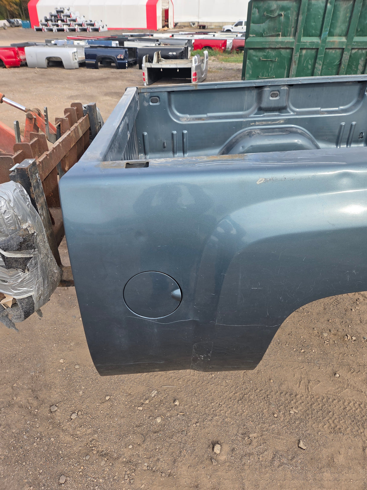 2007-2013 Chevrolet Silverado 1500 2500 3500 HD 6' 6" Short Truck Bed