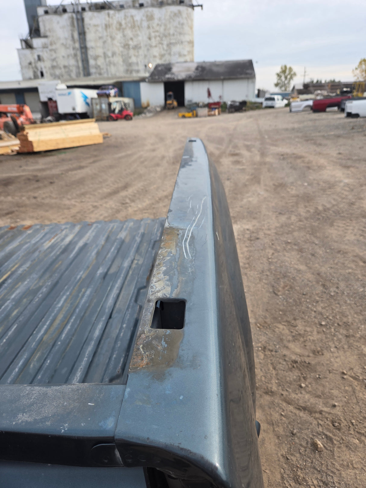 2007-2013 Chevrolet Silverado 1500 2500 3500 HD 6' 6" Short Truck Bed