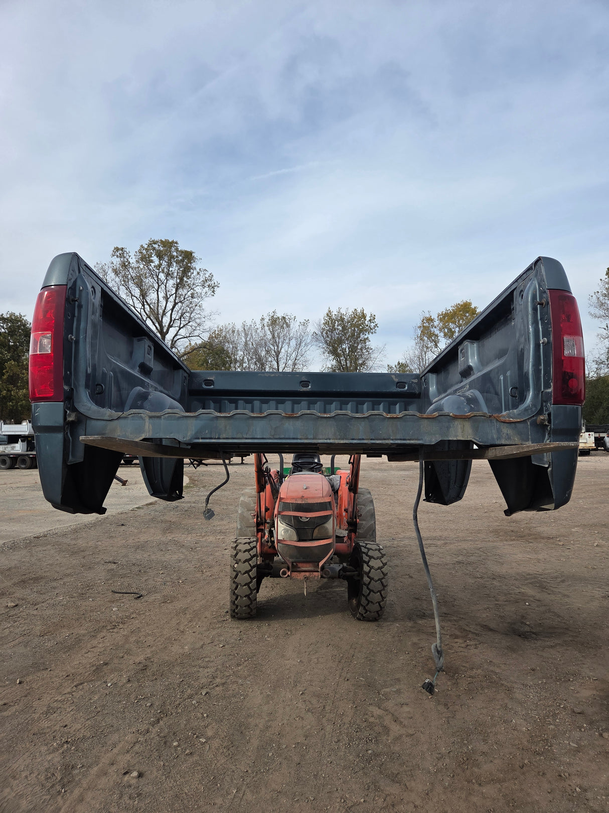2007-2013 Chevrolet Silverado 1500 2500 3500 HD 6' 6" Short Truck Bed