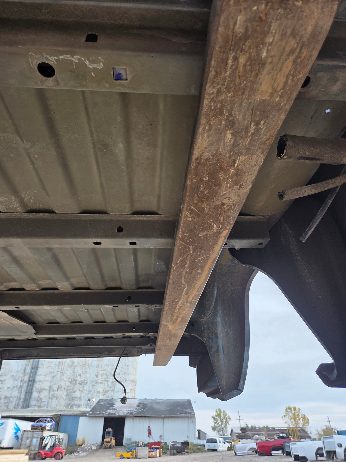 2007-2013 Chevrolet Silverado 1500 2500 3500 HD 6' 6" Short Truck Bed