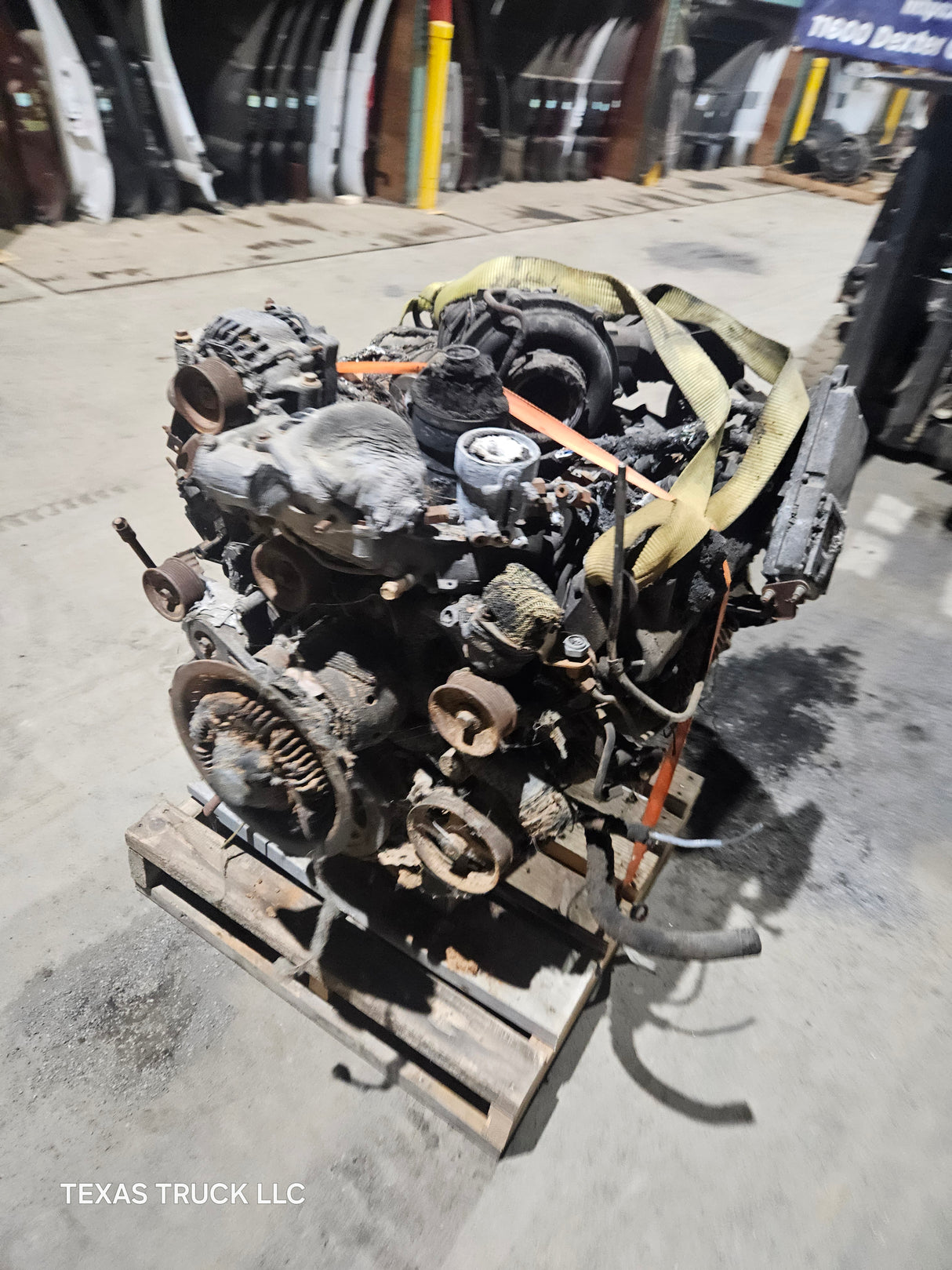 2005-2007 Ford 6.0L Power Stroke Diesel Burned Engine 147k Miles HEADSTUDDED