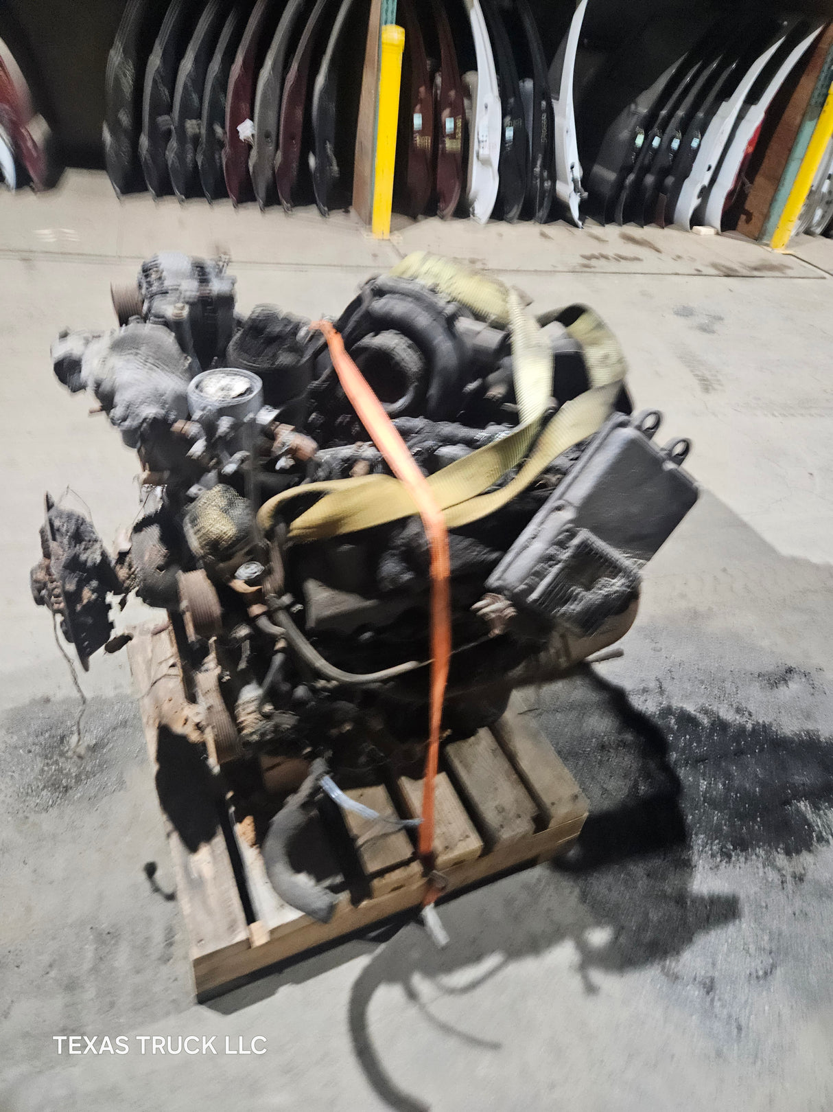 2005-2007 Ford 6.0L Power Stroke Diesel Burned Engine 147k Miles HEADSTUDDED