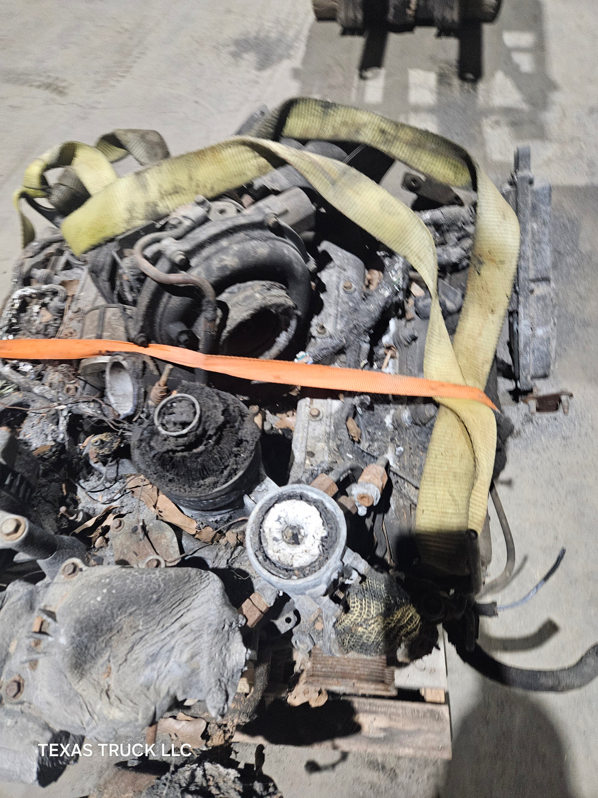 2005-2007 Ford 6.0L Power Stroke Diesel Burned Engine 147k Miles HEADSTUDDED