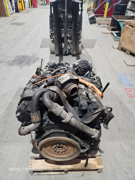 2005-2007 Ford 6.0L Power Stroke Diesel Burned Engine HEADSTUDDED