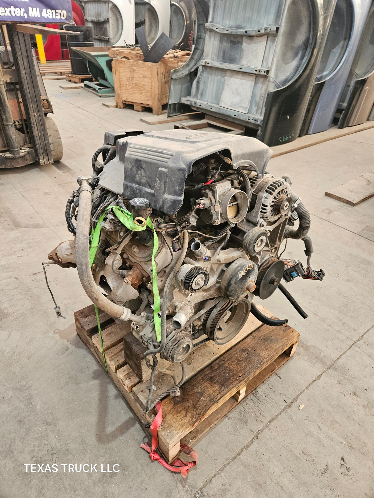 2007-2010 Chevrolet GMC 1500 5.3L ALUMINUM BLOCK Engine LS Vortec Gas Engine 84K Miles Runs Good