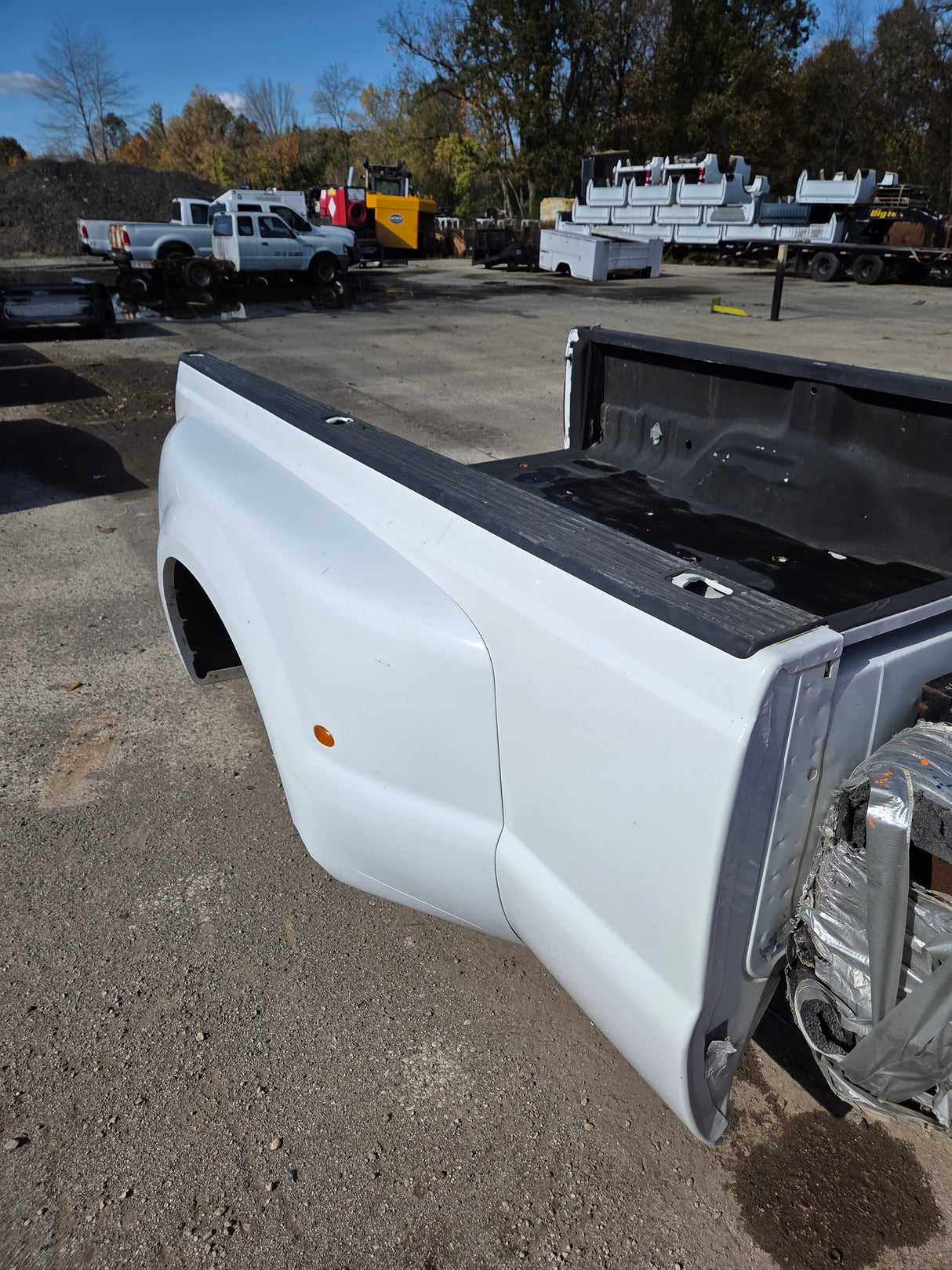 1999-2010 Ford F350 F450 F550 Super Duty 8' Dually Long Truck Bed - Oxford whte