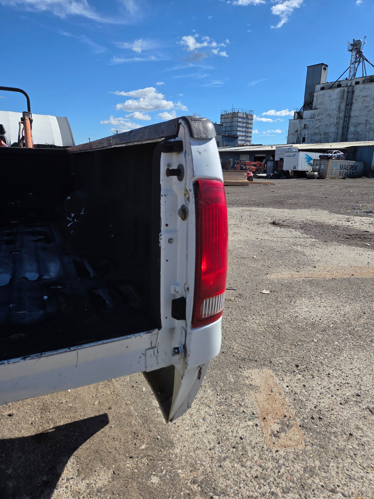 1999-2010 Ford F350 F450 F550 Super Duty 8' Dually Long Truck Bed - Oxford whte