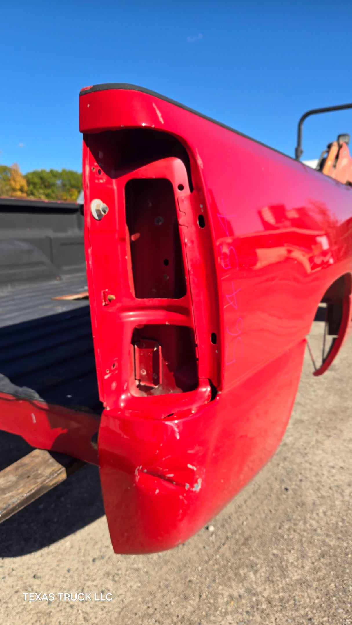 1999-2007 Chevrolet Silverado / GMC Sierra 6' 6" Short Truck Bed