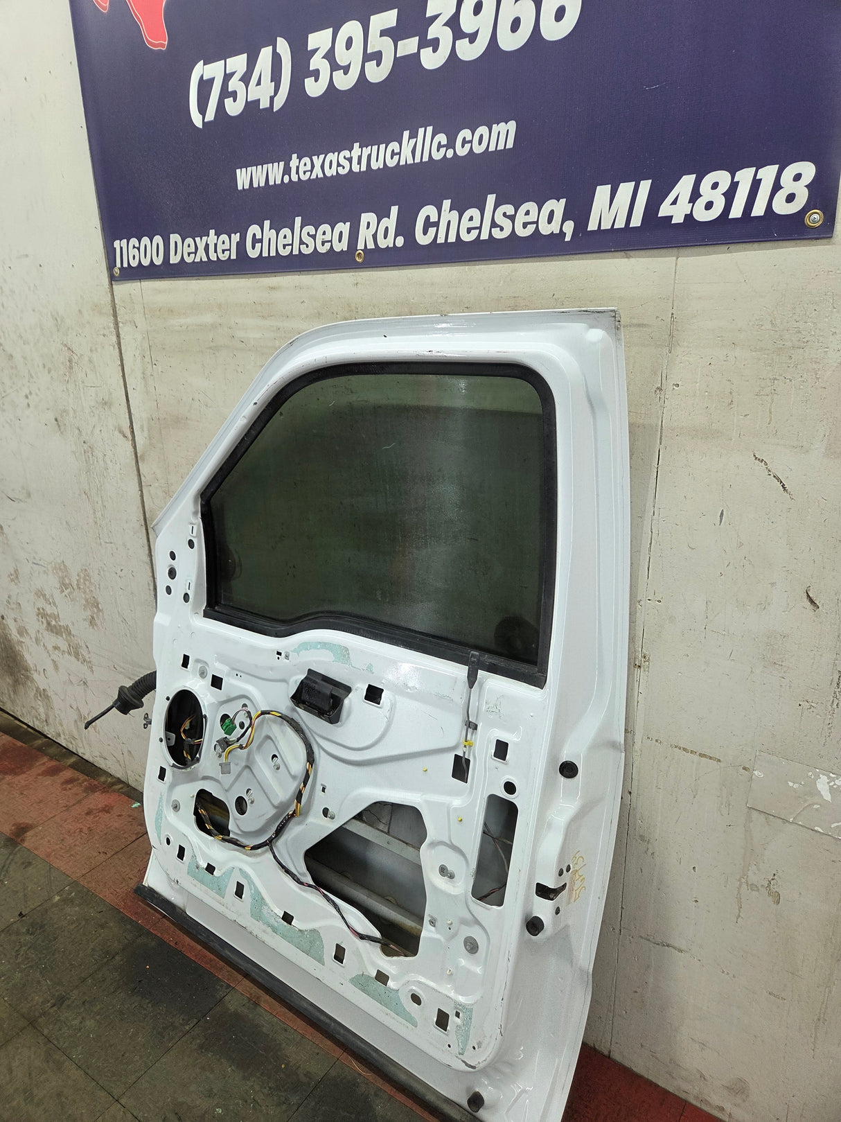 1999-2011 Ford Super Duty Front Passenger Side Door F250 F350 F450 F550 - Oxford White