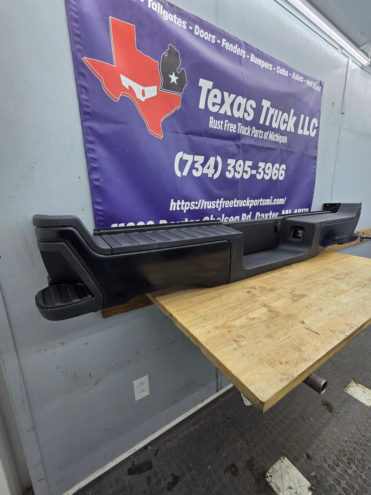 2023-2025 Ford Super Duty Rear Bumper F250 F350 F450 F550 - New OEM