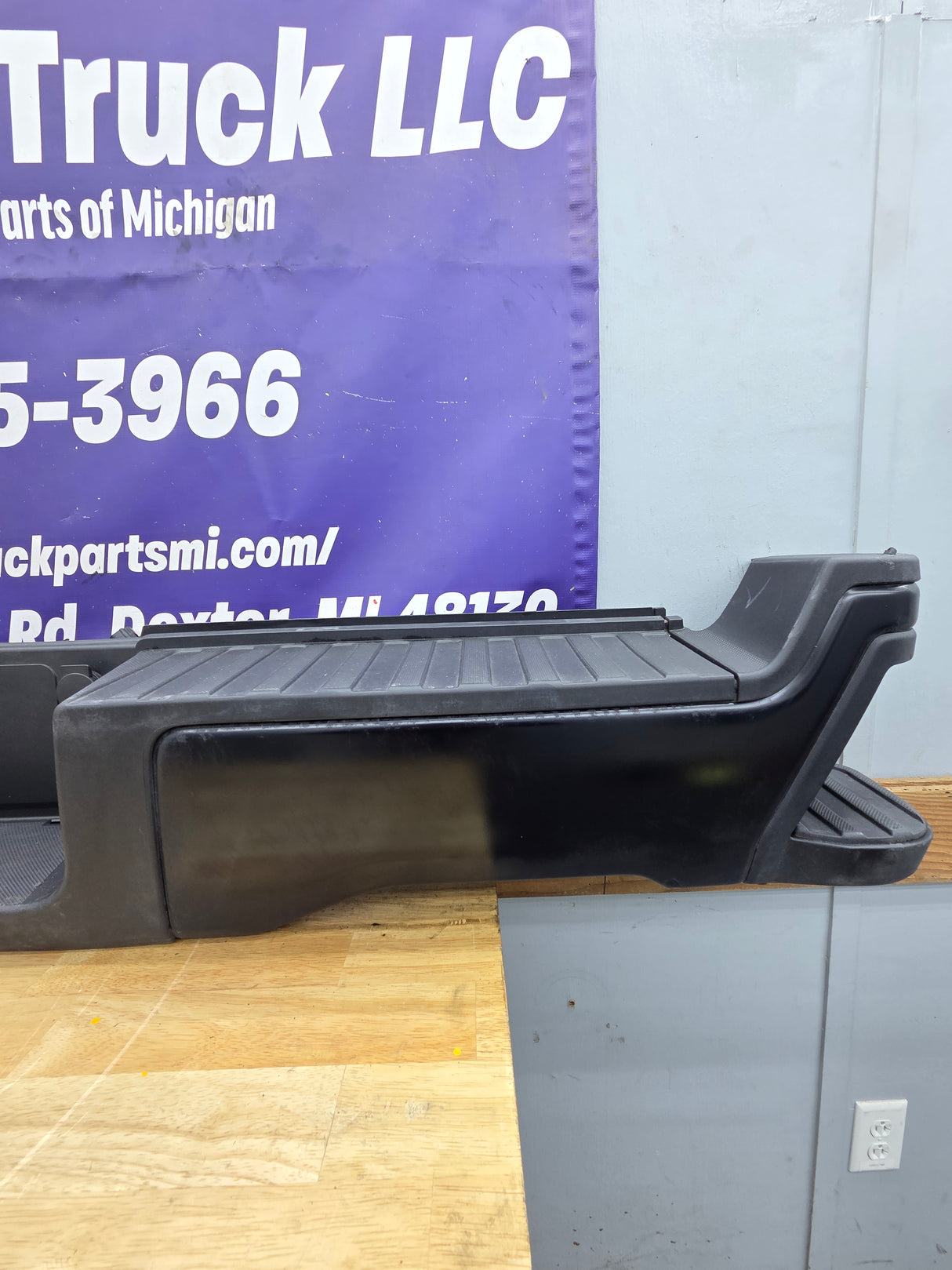 2023-2025 Ford Super Duty Rear Bumper F250 F350 F450 F550 - New OEM