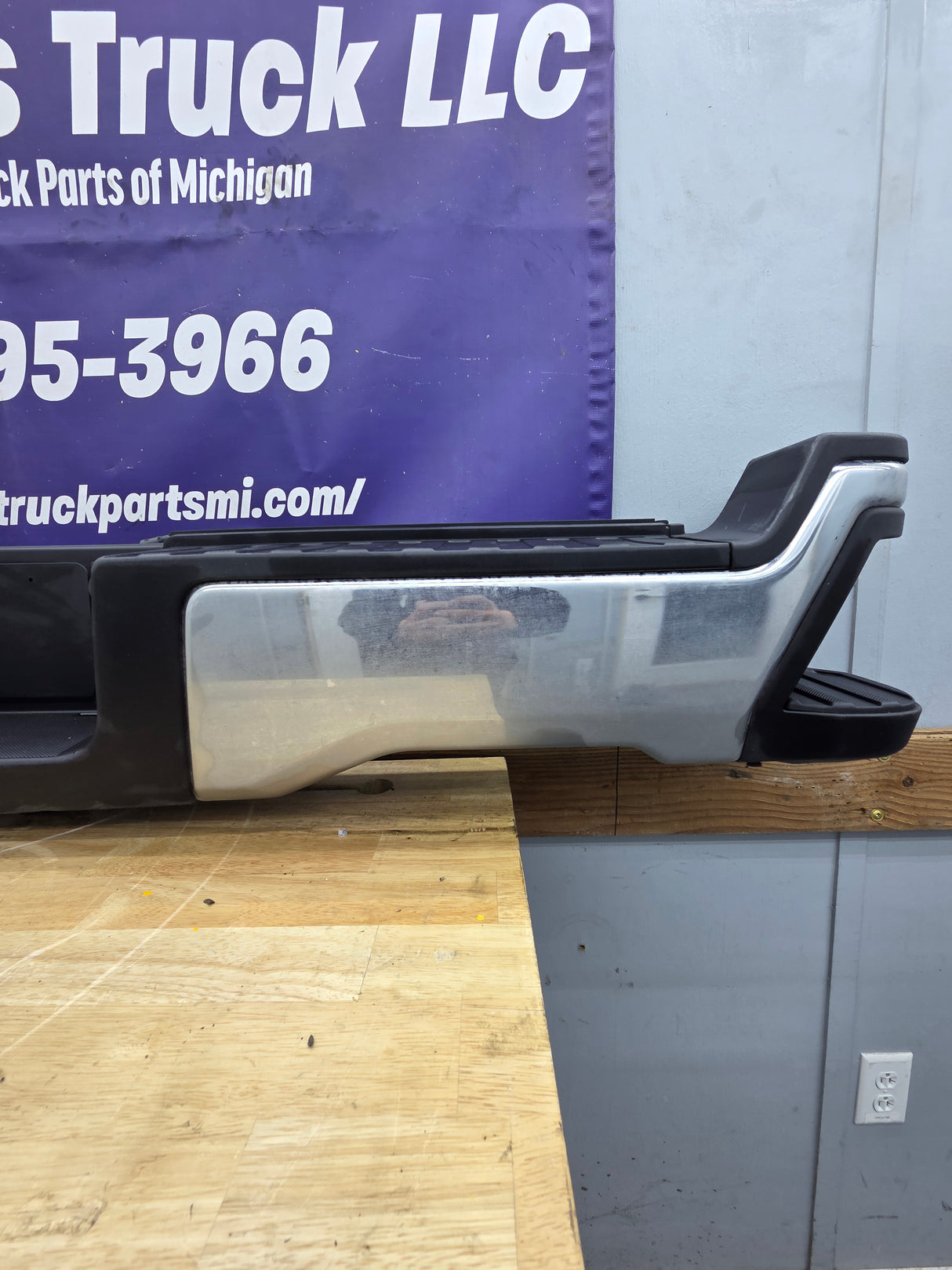 2023-2025 Ford Super Duty Rear Bumper F250 F350 F450 F550 - New OEM