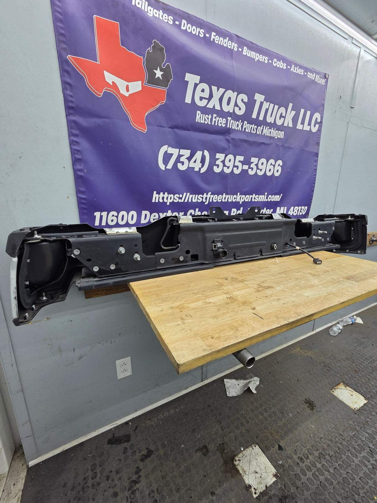 2023-2025 Ford Super Duty Rear Bumper F250 F350 F450 F550 - New OEM