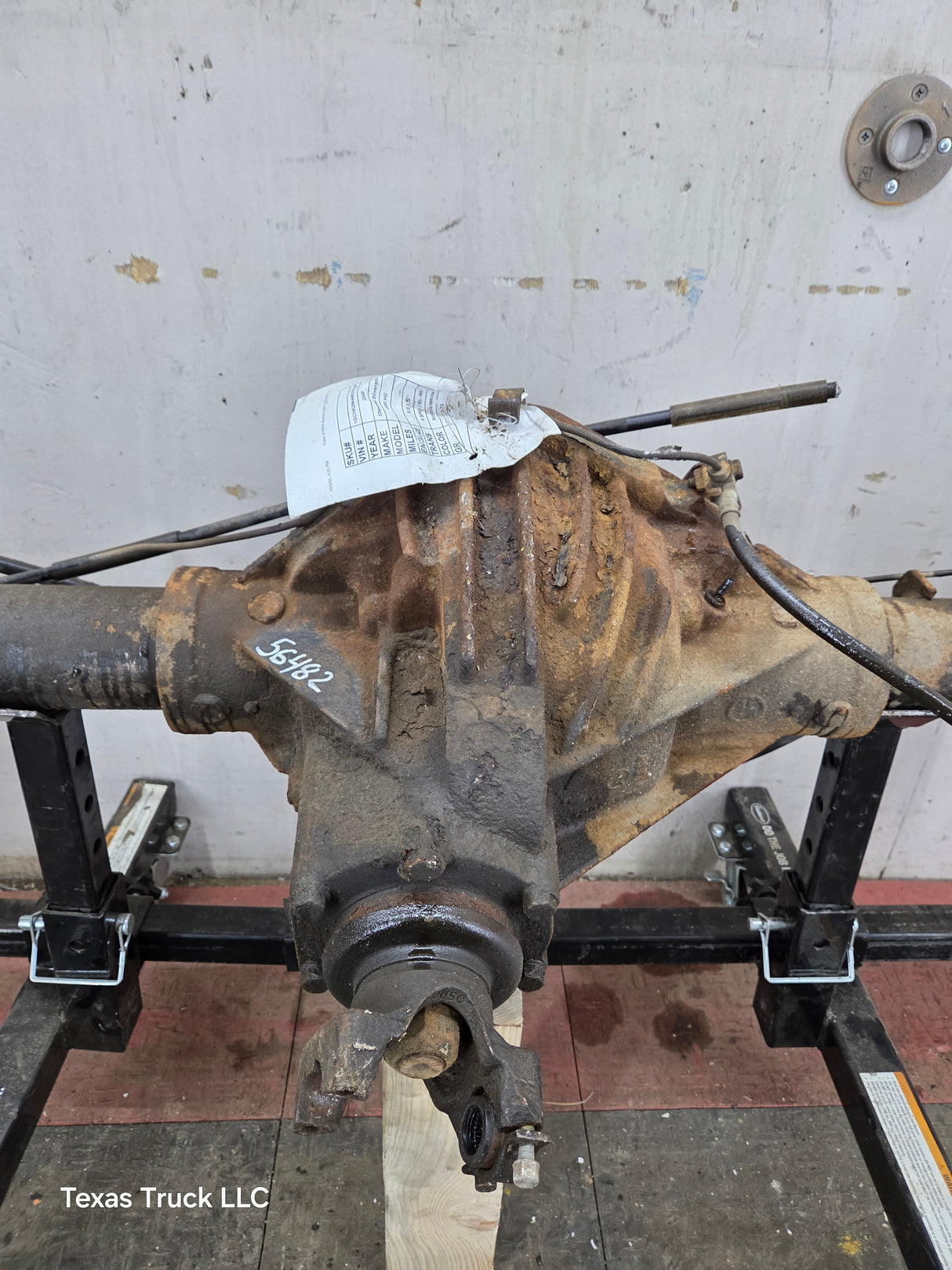 2008-2010 Chevrolet Silverado / GMC Sierra 2500 2500HD 3500HD Rear Axle 3.73 10.5"