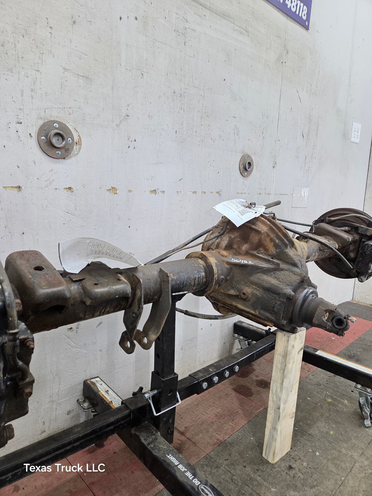 2008-2010 Chevrolet Silverado / GMC Sierra 2500 2500HD 3500HD Rear Axle 3.73 10.5"