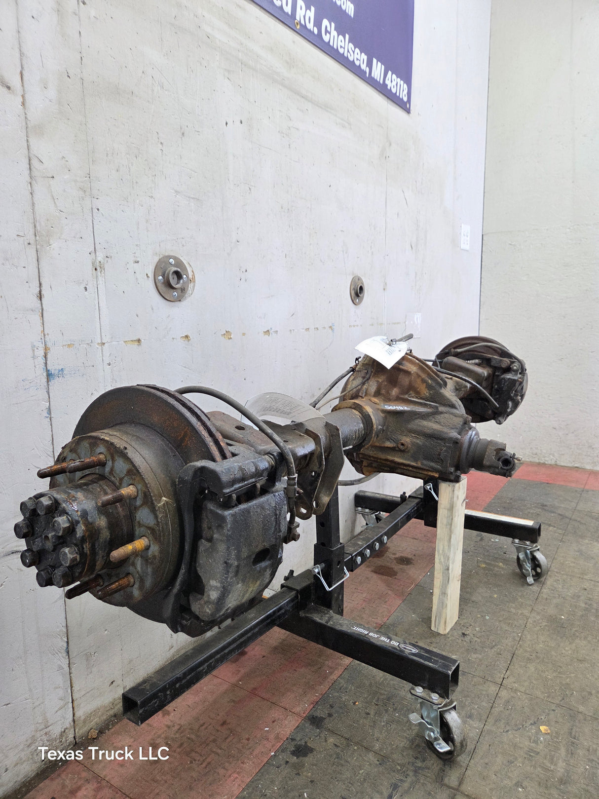2008-2010 Chevrolet Silverado / GMC Sierra 2500 2500HD 3500HD Rear Axle 3.73 10.5"