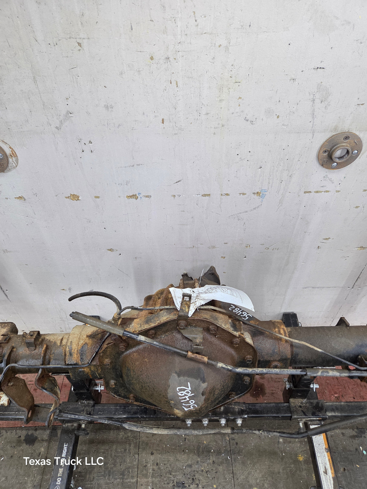 2008-2010 Chevrolet Silverado / GMC Sierra 2500 2500HD 3500HD Rear Axle 3.73 10.5"