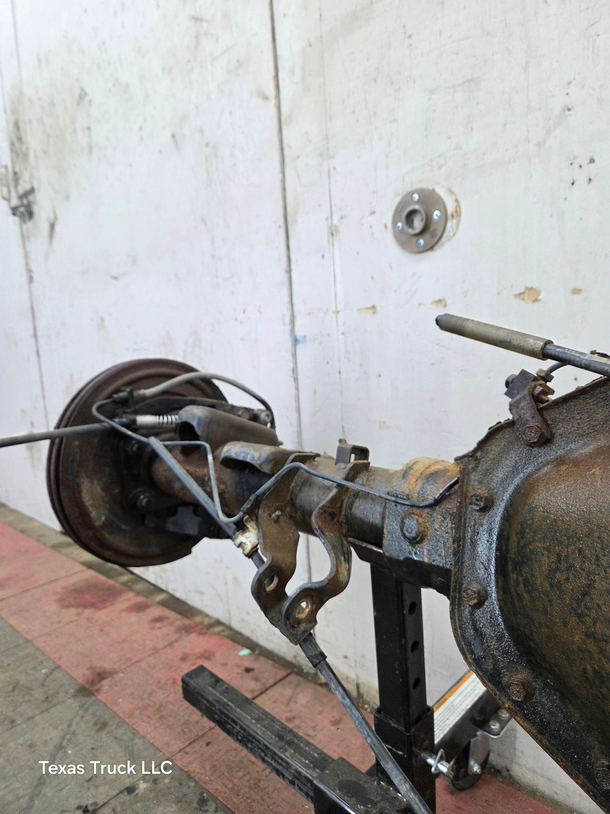 2008-2010 Chevrolet Silverado / GMC Sierra 2500 2500HD 3500HD Rear Axle 3.73 10.5"