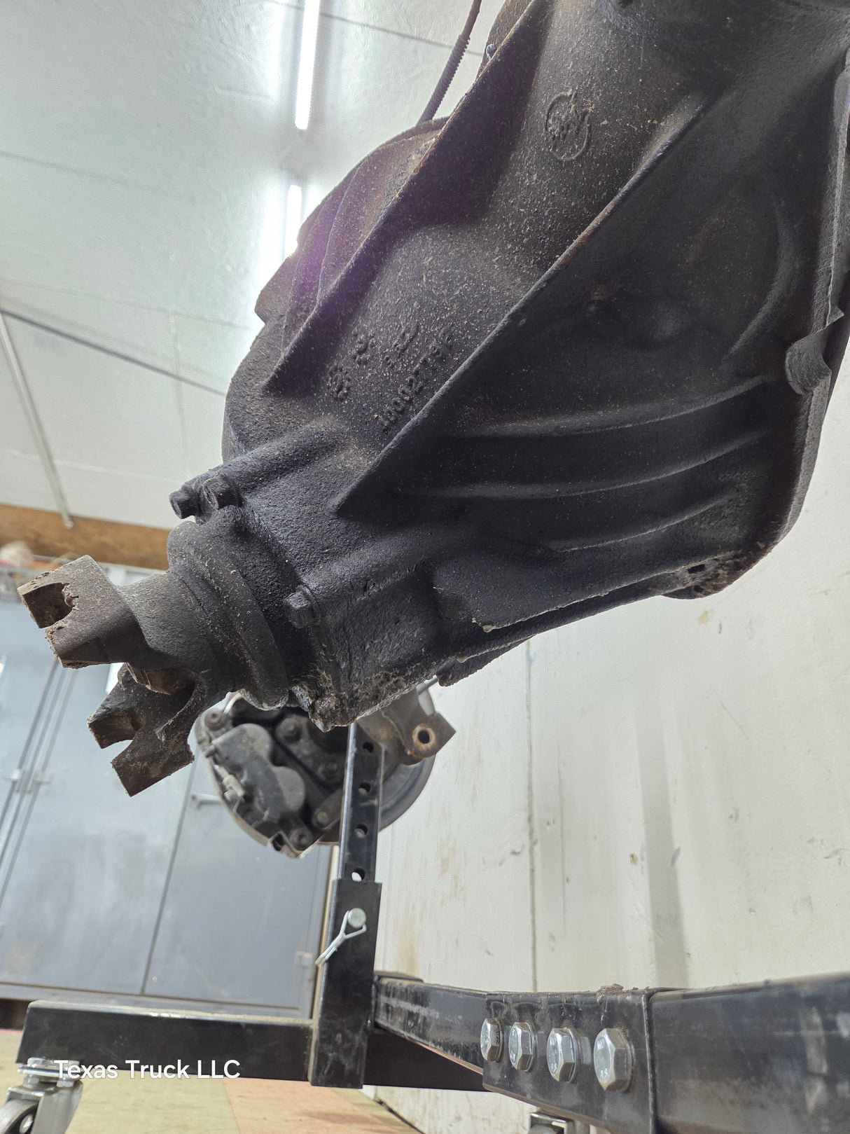 2001-2007 Chevrolet Silverado / GMC Sierra 2500 3500 HD Rear Axle 4.10 10.5"