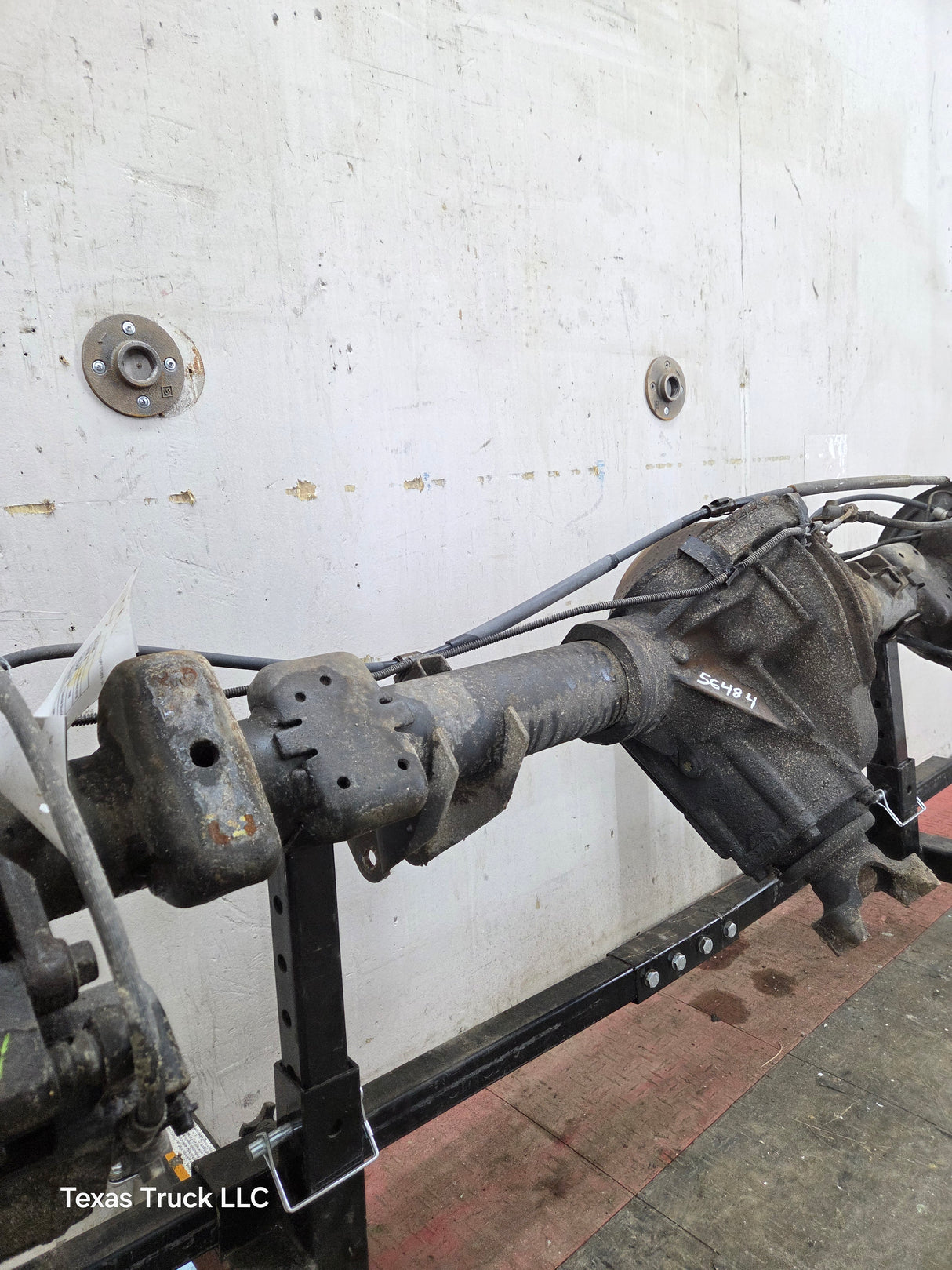 2001-2007 Chevrolet Silverado / GMC Sierra 2500 3500 HD Rear Axle 4.10 10.5"