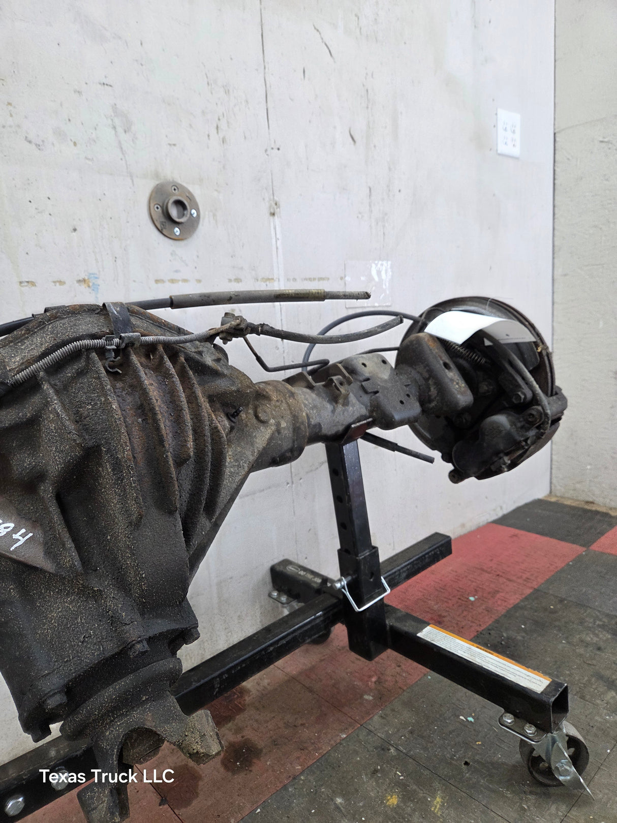 2001-2007 Chevrolet Silverado / GMC Sierra 2500 3500 HD Rear Axle 4.10 10.5"