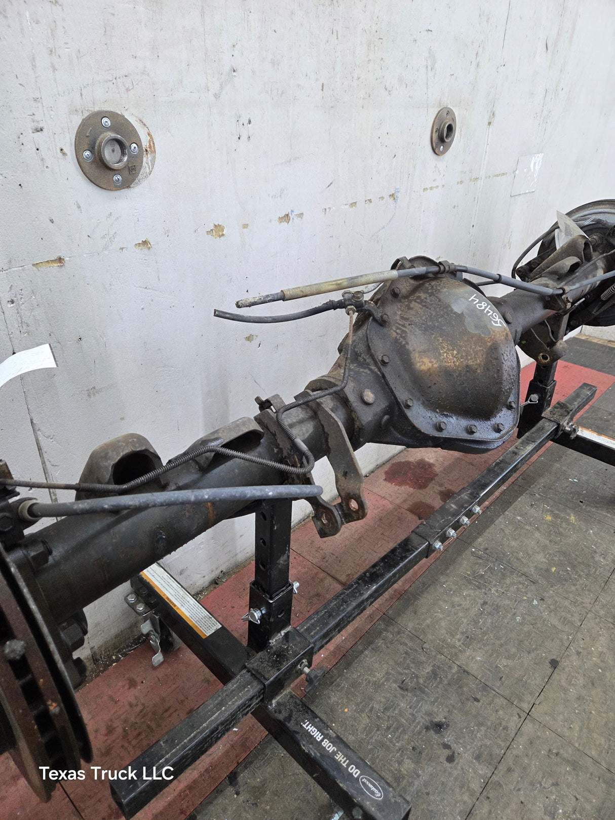 2001-2007 Chevrolet Silverado / GMC Sierra 2500 3500 HD Rear Axle 4.10 10.5"
