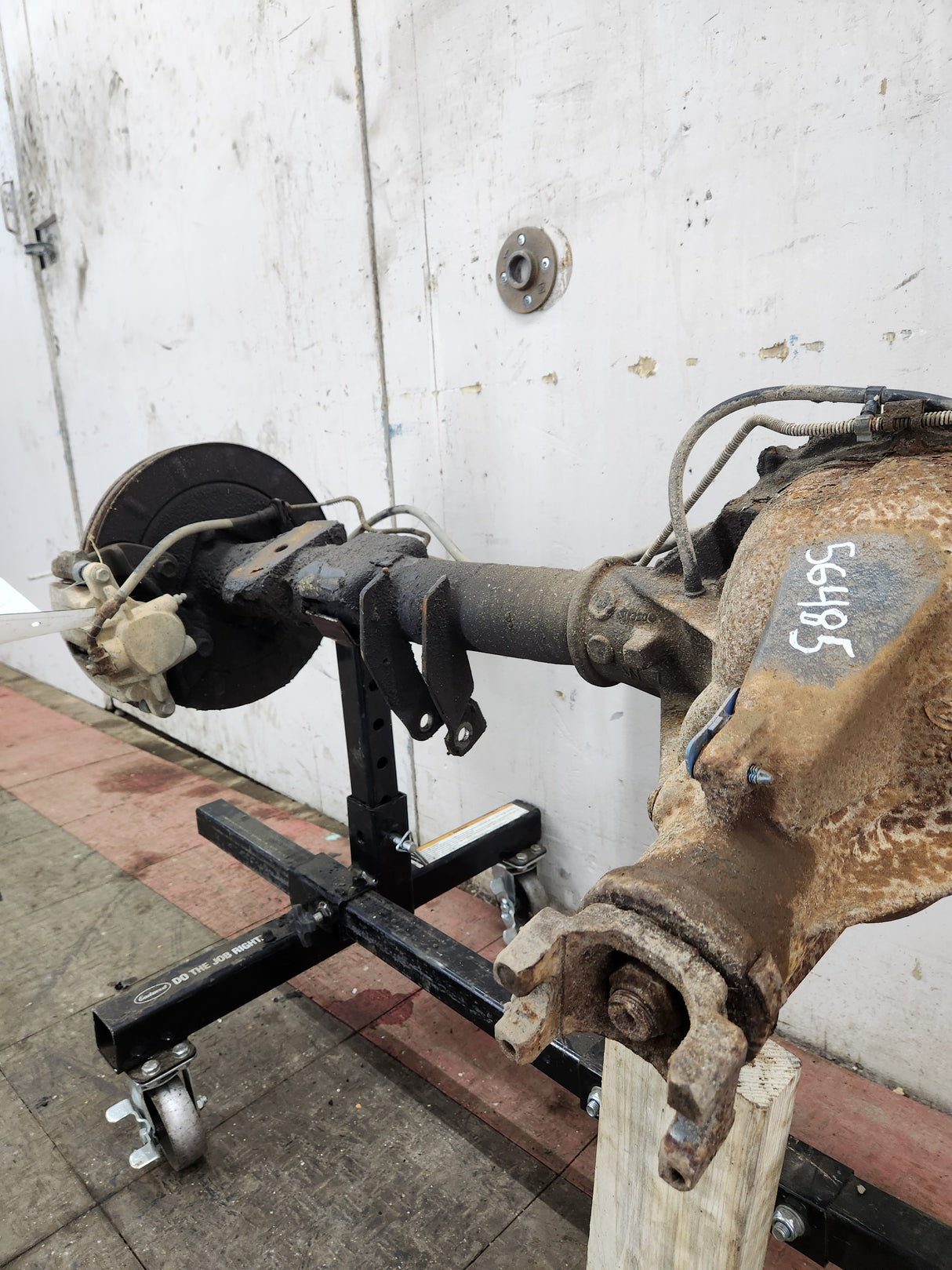 2005-2007 Chevrolet Silverado GMC Sierra 1500 3.23 Rear Axle GU5
