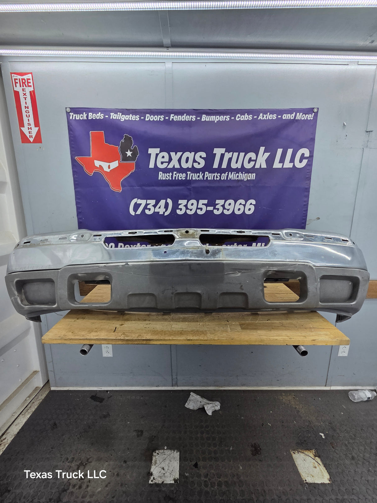 2003-2007 Chevrolet Silverado 2500HD 3500HD 'Cateye' Front Bumper