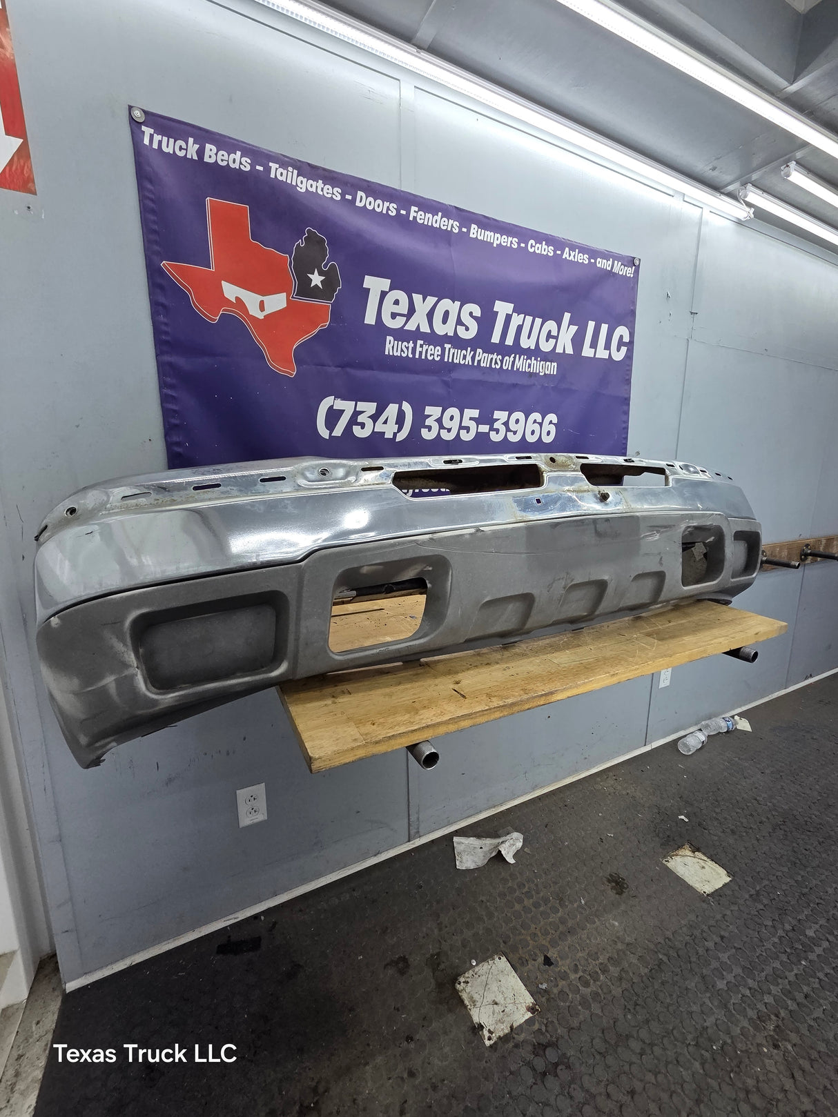 2003-2007 Chevrolet Silverado 2500HD 3500HD 'Cateye' Front Bumper