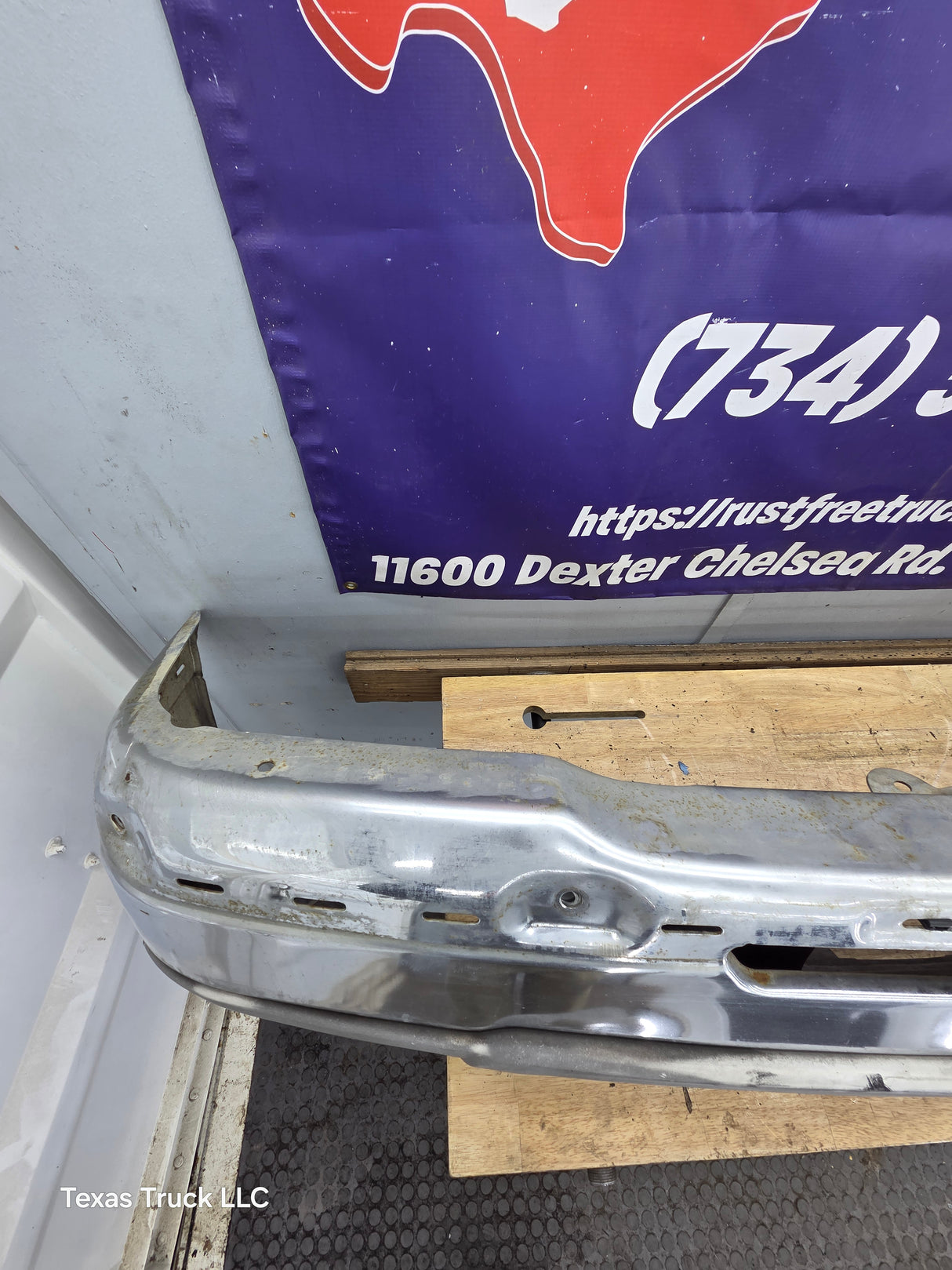 2003-2007 Chevrolet Silverado 2500HD 3500HD 'Cateye' Front Bumper