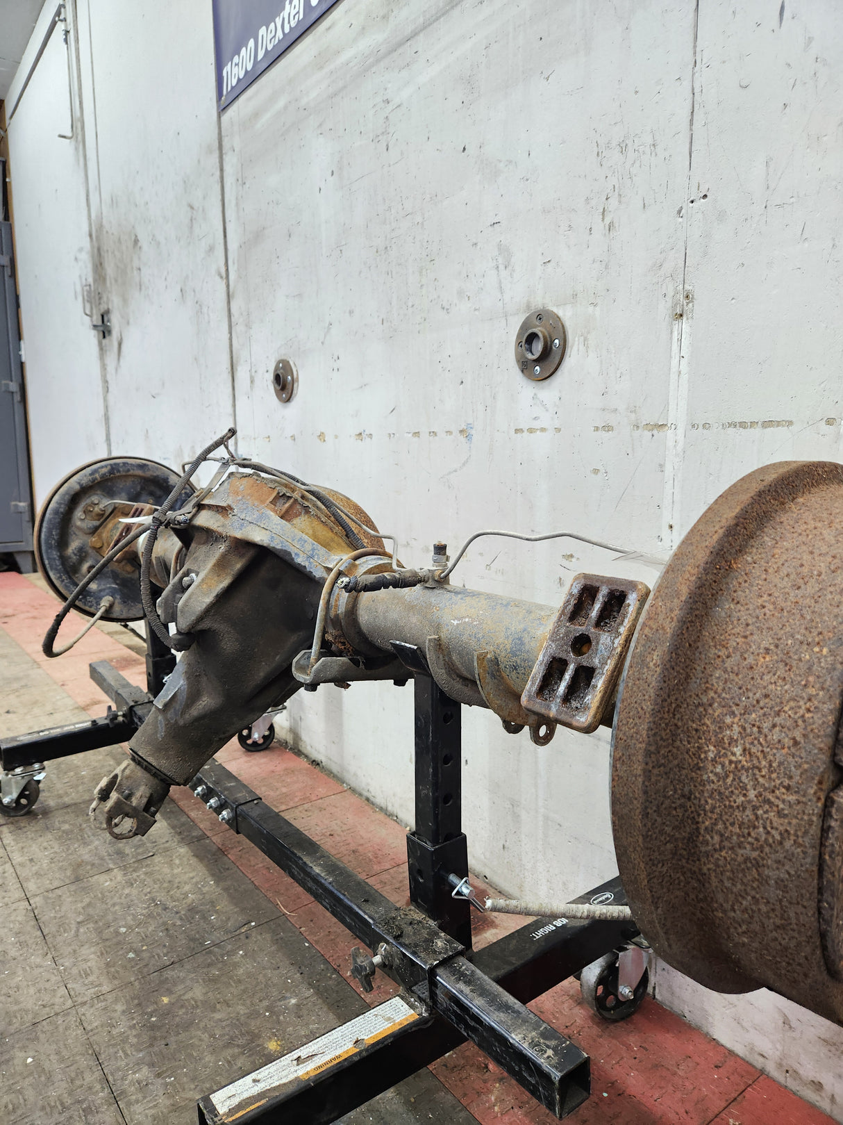 1987-1997 Ford F250 F350 Full Floating 3.55 Rear Axle SRW