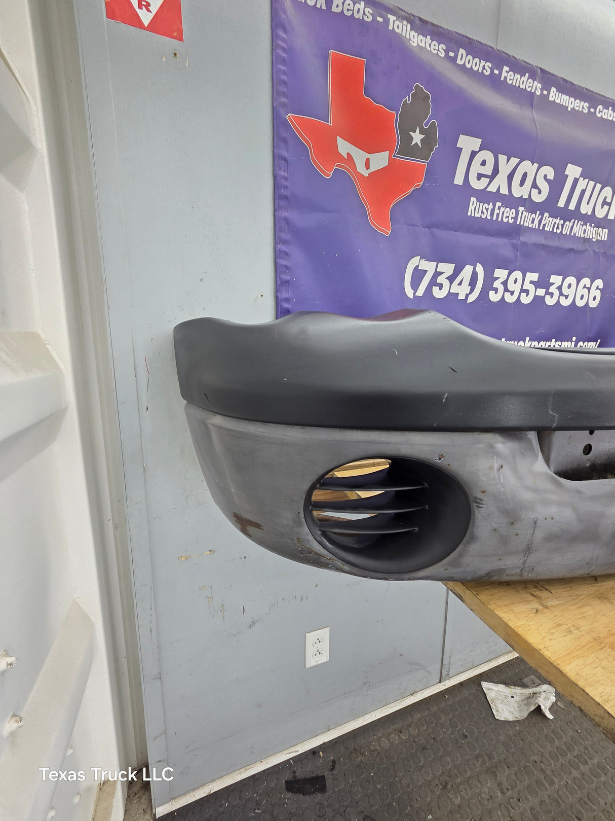 2003-2005 Dodge Ram 1500 2500 3500 3rd Gen Front Bumper
