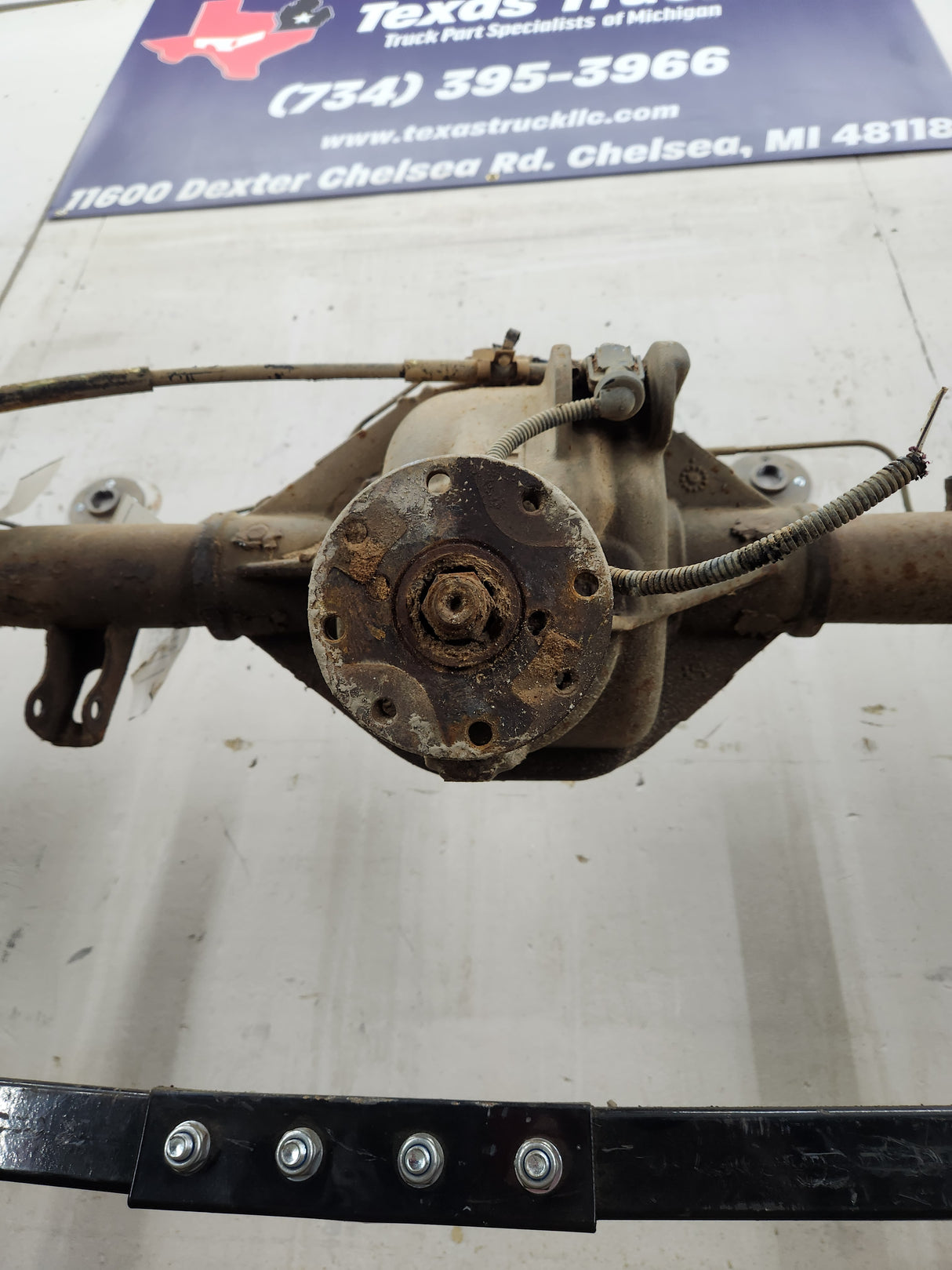 2000-2009 Ford Ranger Rear Axle 8.8" 10" Drums 3.73 Gear ratio 103K Miles