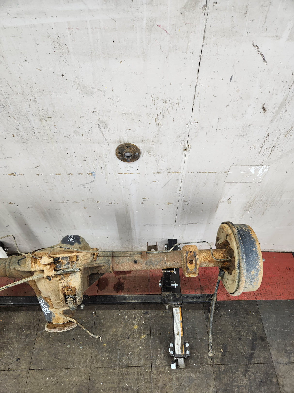 2000-2009 Ford Ranger Rear Axle 8.8" 10" Drums 3.73 Gear ratio 103K Miles