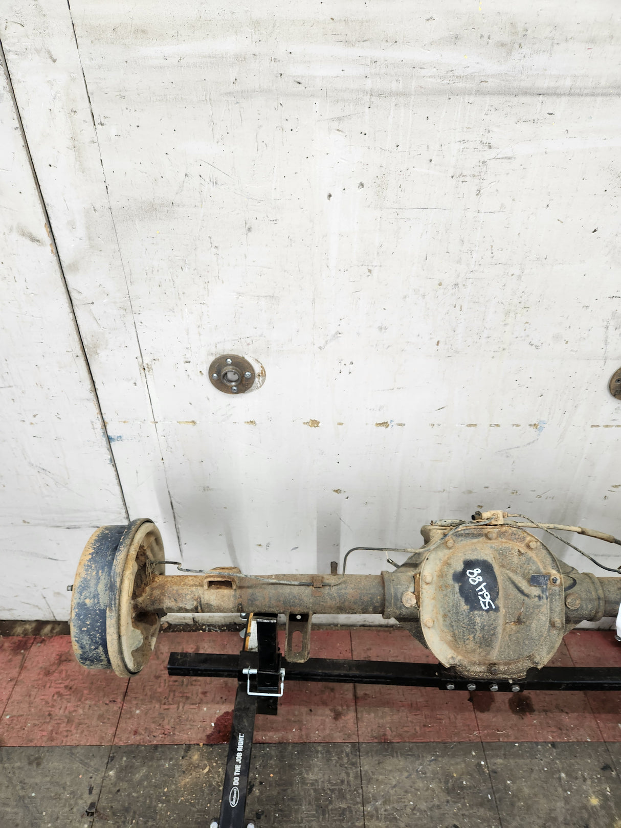 2000-2009 Ford Ranger Rear Axle 8.8" 10" Drums 3.73 Gear ratio 103K Miles