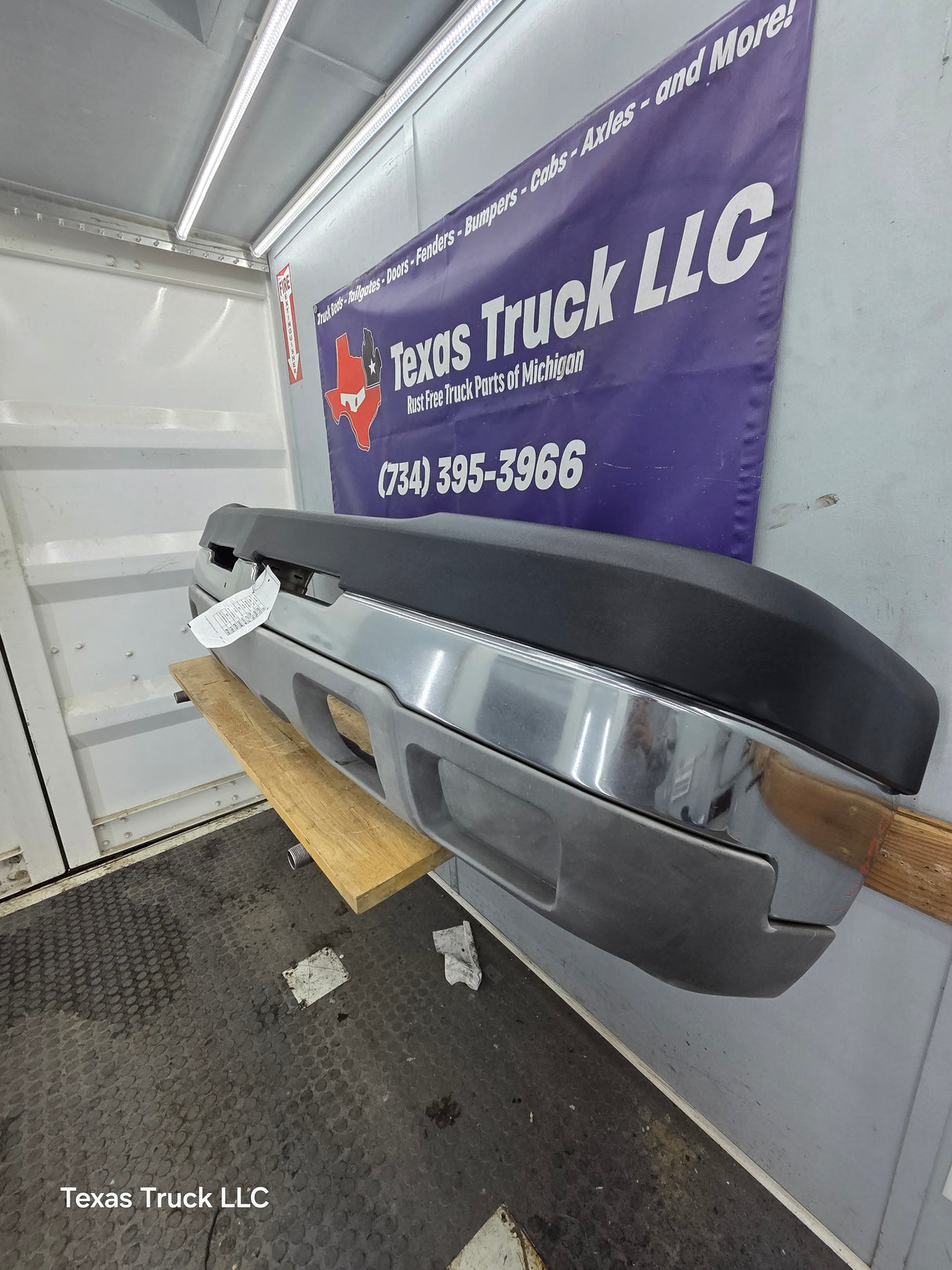 2003-2007 Chevrolet Silverado 2500HD 3500HD 'Cateye' Front Bumper