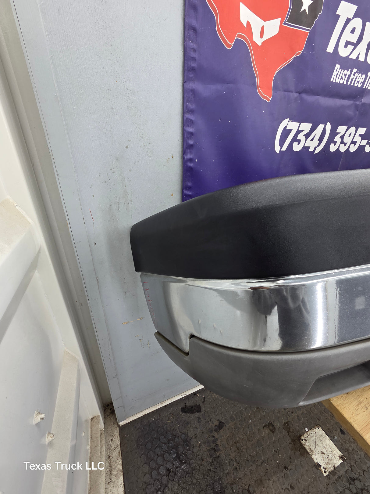 2003-2007 Chevrolet Silverado 2500HD 3500HD 'Cateye' Front Bumper