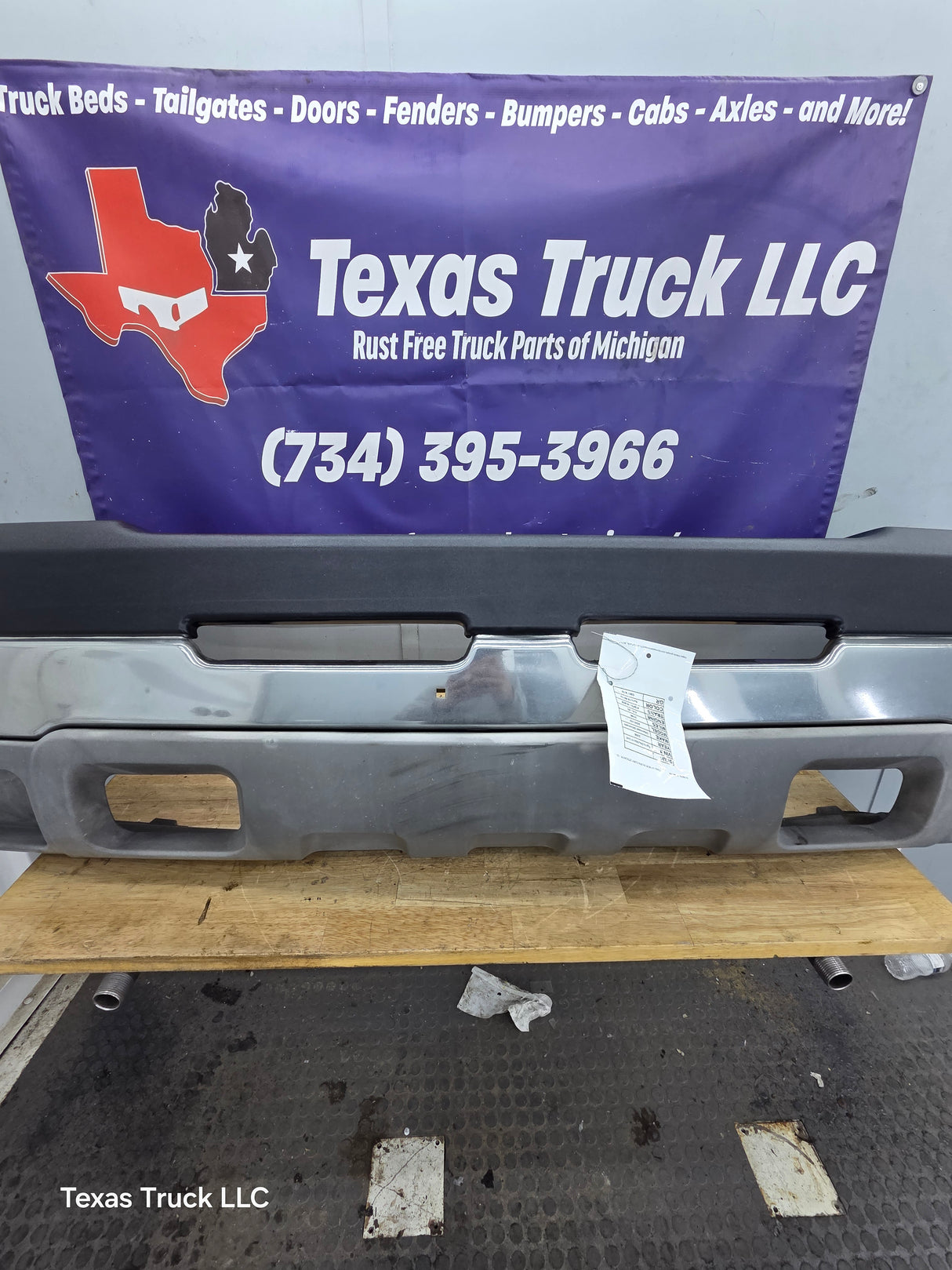 2003-2007 Chevrolet Silverado 2500HD 3500HD 'Cateye' Front Bumper