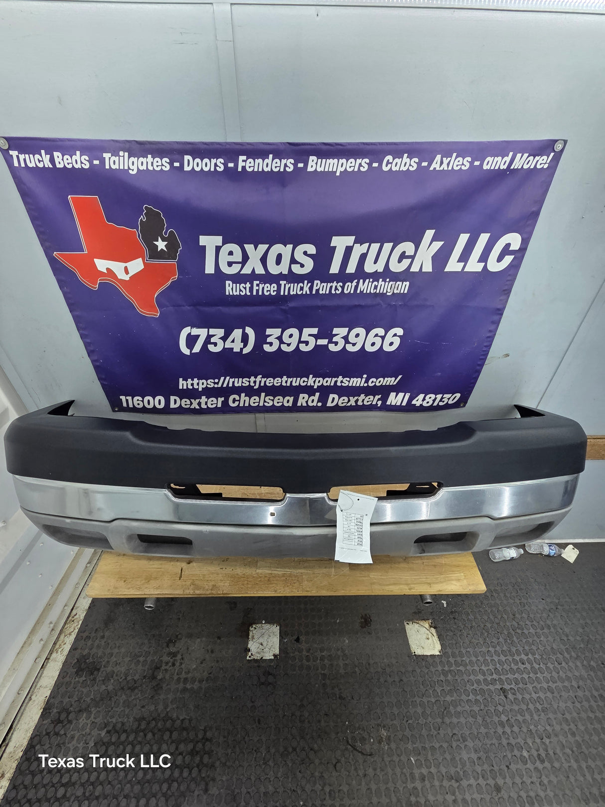 2003-2007 Chevrolet Silverado 2500HD 3500HD 'Cateye' Front Bumper