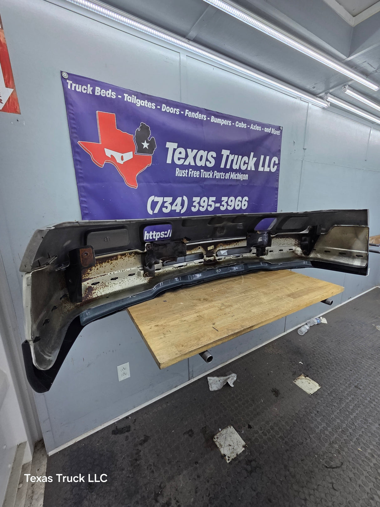2003-2007 Chevrolet Silverado 2500HD 3500HD 'Cateye' Front Bumper