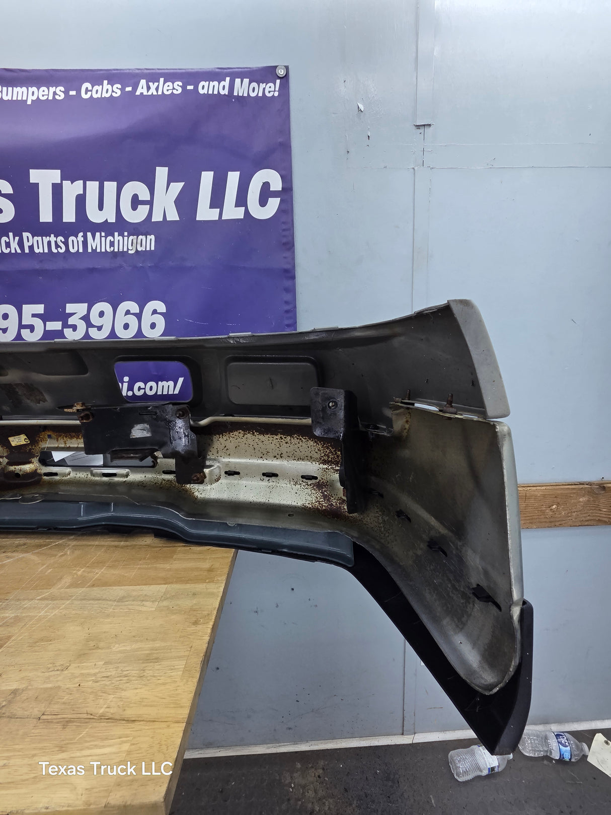 2003-2007 Chevrolet Silverado 2500HD 3500HD 'Cateye' Front Bumper