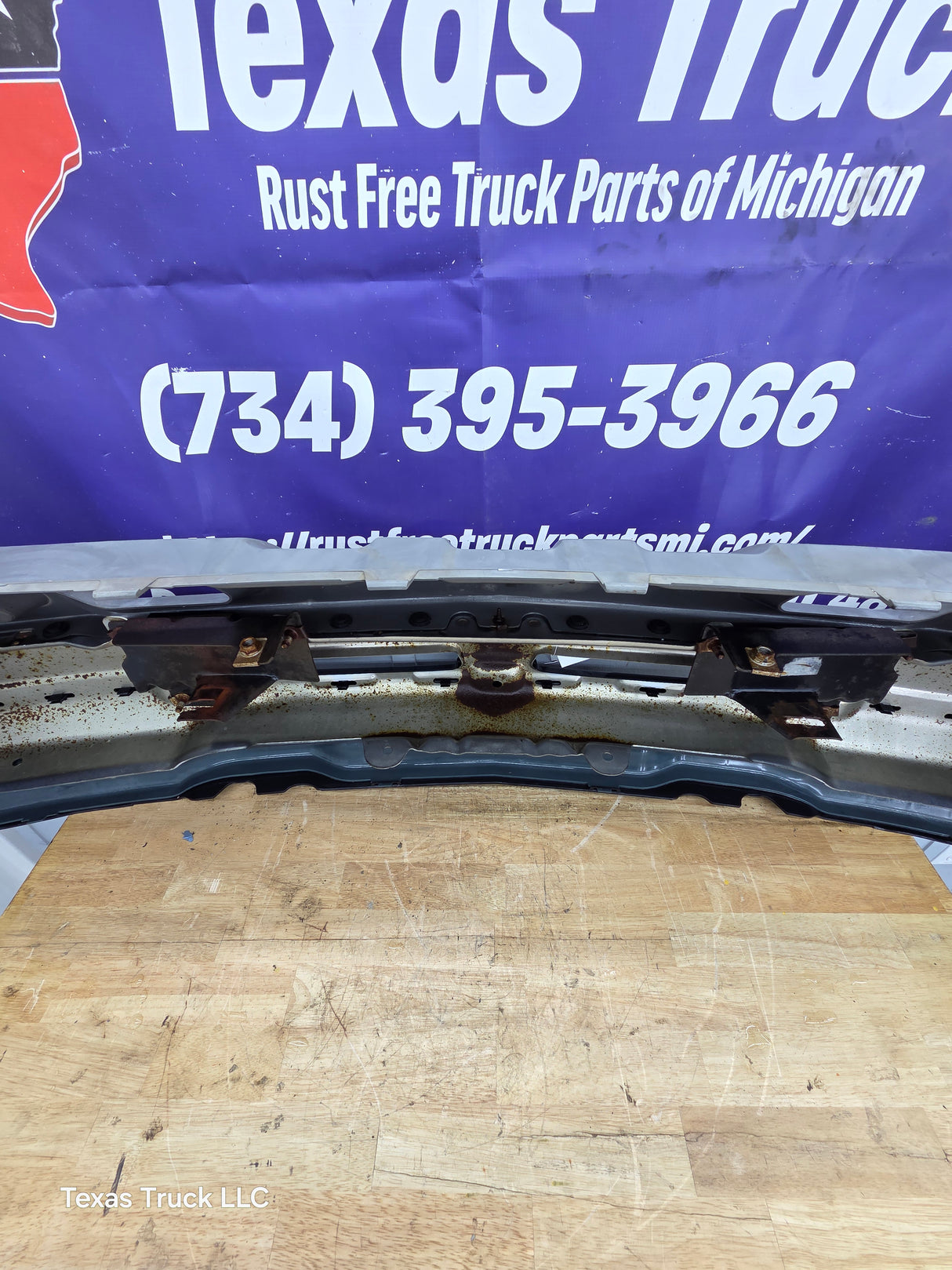 2003-2007 Chevrolet Silverado 2500HD 3500HD 'Cateye' Front Bumper
