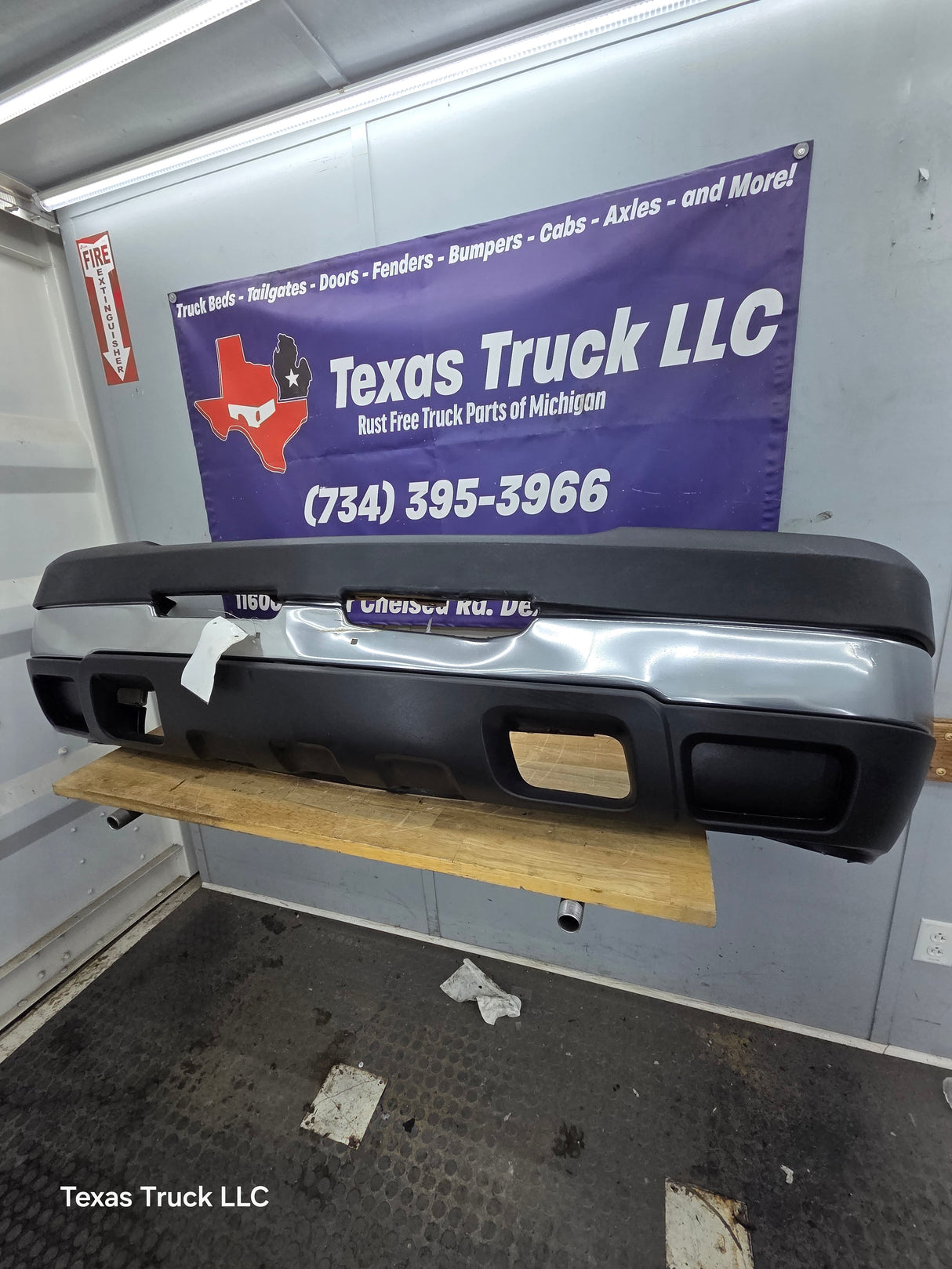 2003-2007 Chevrolet Silverado 2500HD 3500HD 'Cateye' Front Bumper