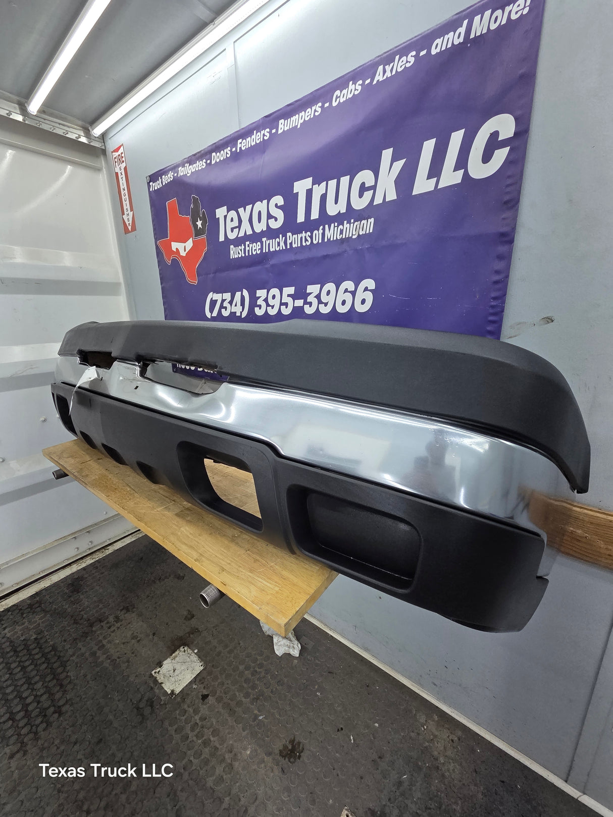 2003-2007 Chevrolet Silverado 2500HD 3500HD 'Cateye' Front Bumper