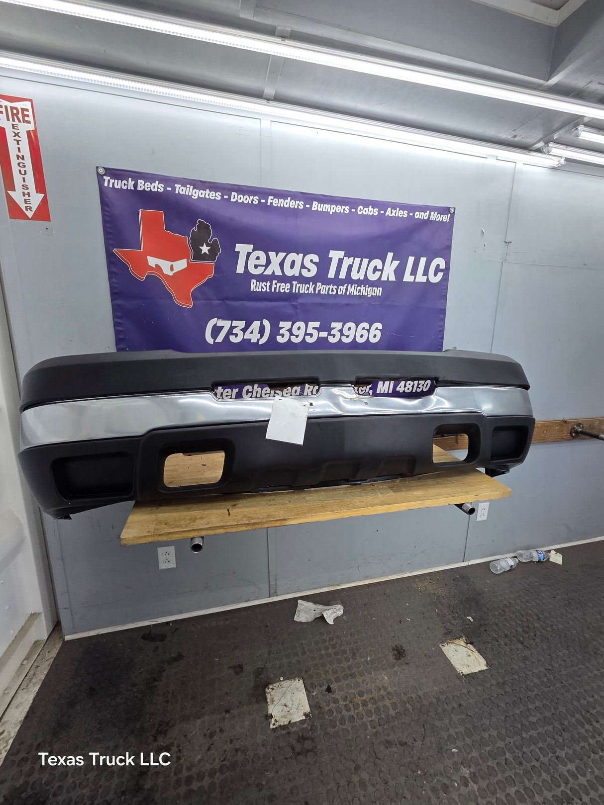 2003-2007 Chevrolet Silverado 2500HD 3500HD 'Cateye' Front Bumper