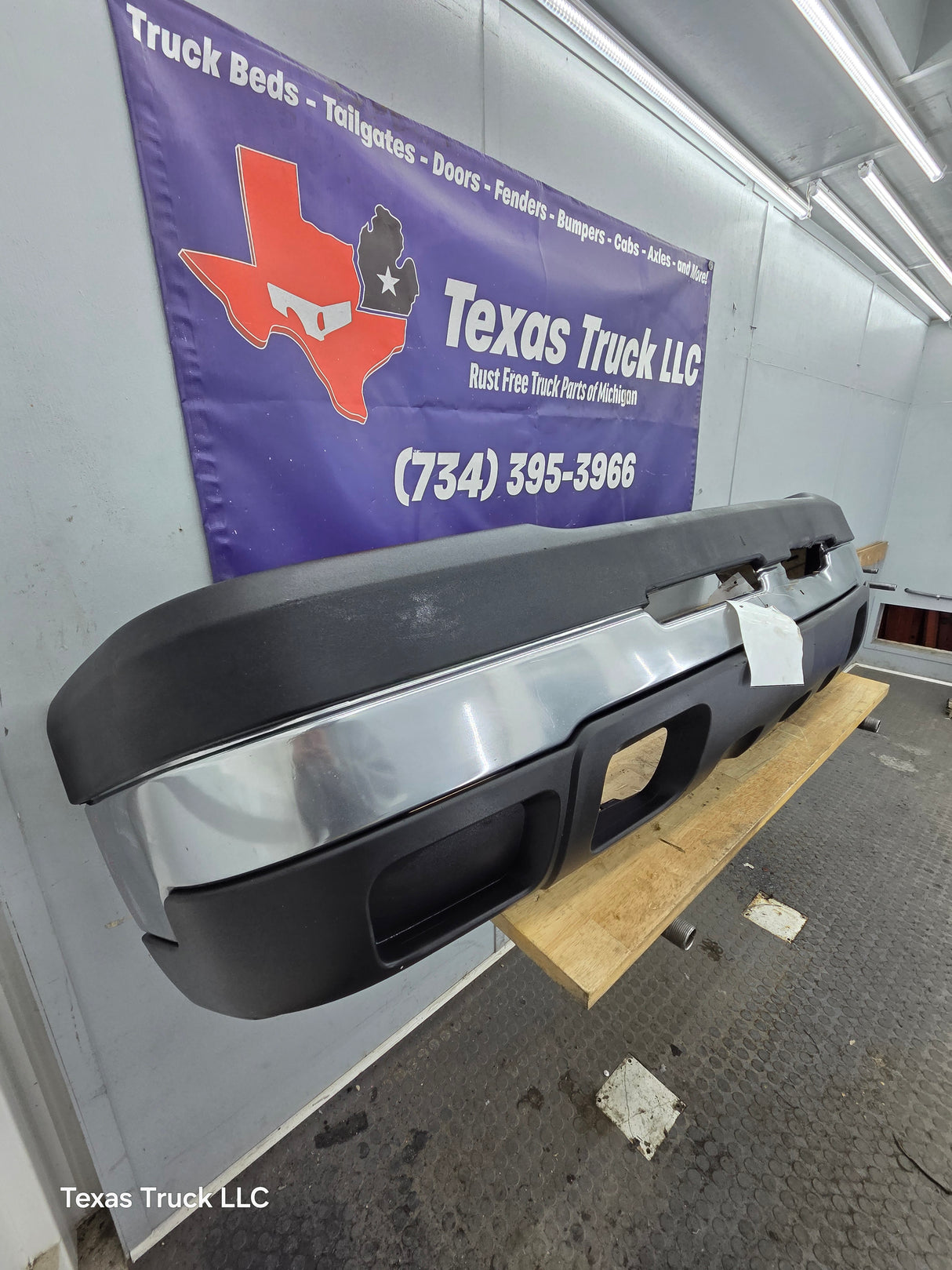 2003-2007 Chevrolet Silverado 2500HD 3500HD 'Cateye' Front Bumper