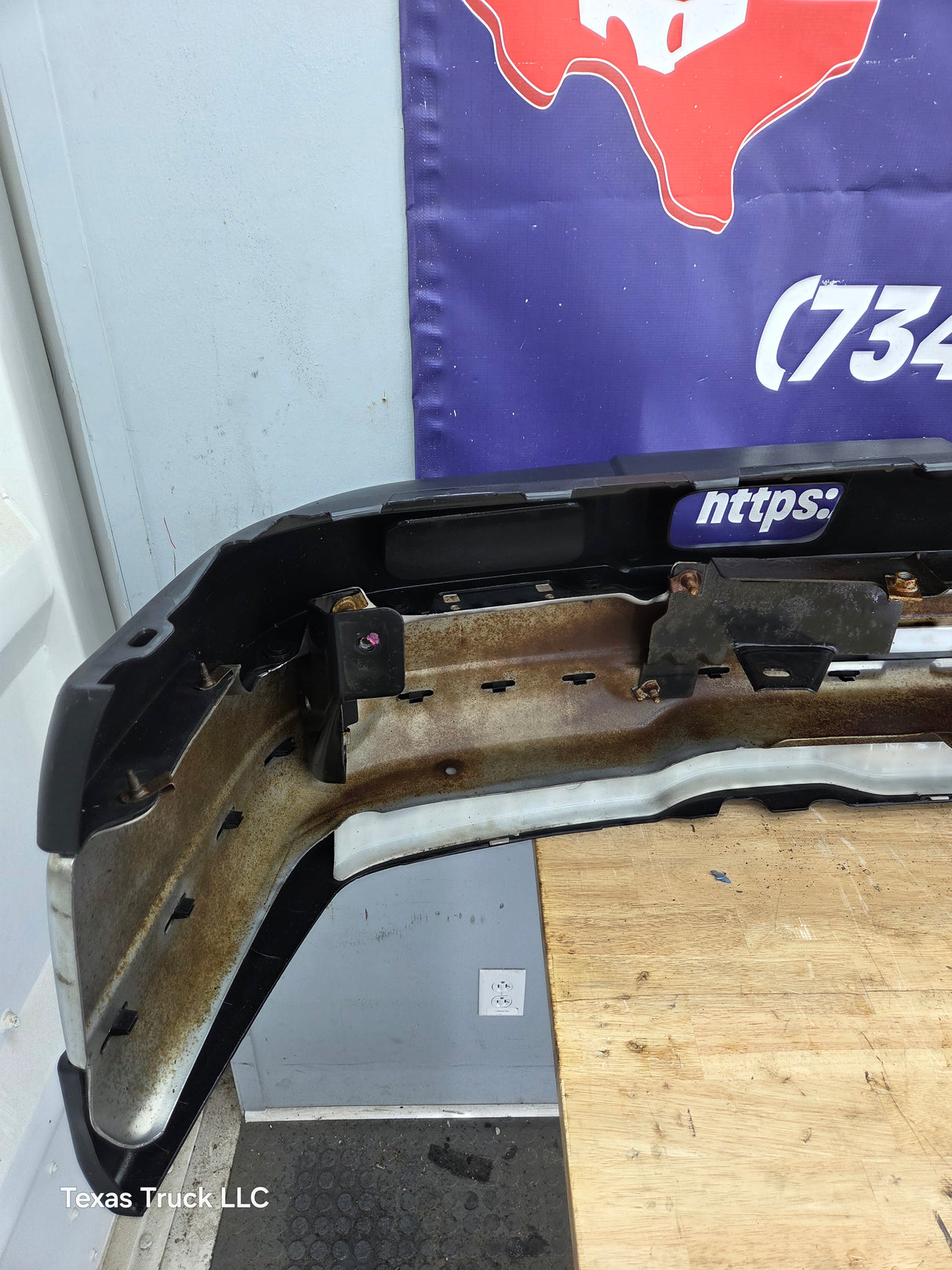 2003-2007 Chevrolet Silverado 2500HD 3500HD 'Cateye' Front Bumper